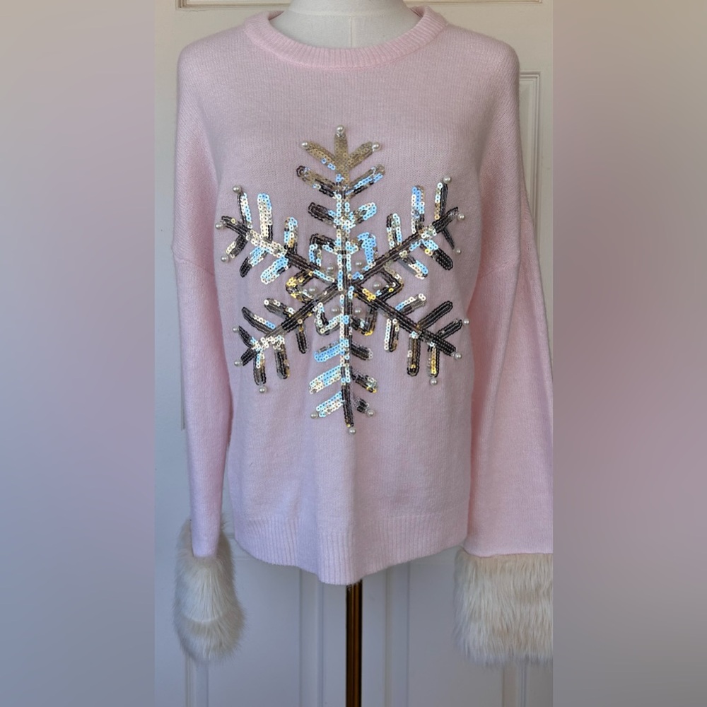 Holiday Time Sequin & Pearl Snowflake Sweater Fur Cuffs‎ Lg